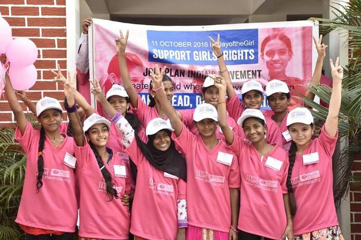 இன்று சர்வதேச பெண் குழந்தை தினம் கொண்டாடப்படுகிறது.