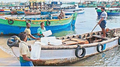 ராமேசுவரத்தின் 14 மீனவர்கள் இலங்கை படையால் கைது!