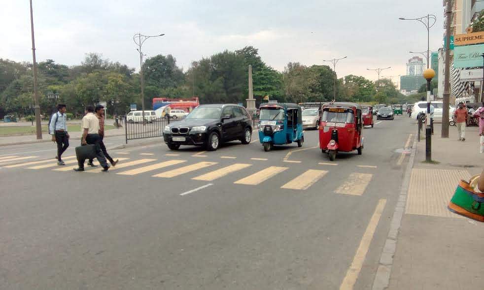 இலங்கையில் சில தினங்கள்…