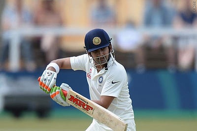 தவான் விலகலால் கம்பீருக்கு மீண்டும் வாய்ப்பு!