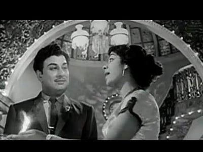 டீயை  பார்த்தாலே அவருடைய நினைவுதான் வரும் எனக்கு..!