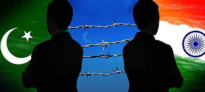 இந்தியாவில் இருந்து நான்கு தூதரக அதிகாரிகளை வாபஸ் பெறுகிறது பாகிஸ்தான்?