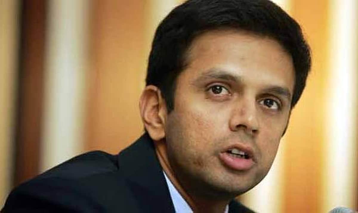 ராகுல் டிராவிட்டின் பெயர் வாக்காளர் பட்டியலில் விடுபட்டது ஏன்? தேர்தல் ஆணையம் விளக்கம்