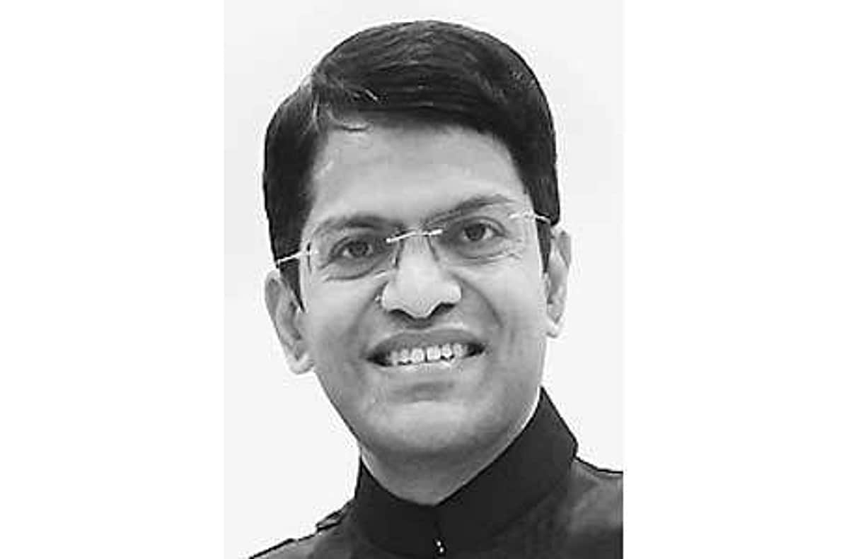 செய்தற்கு அரிய செயல்