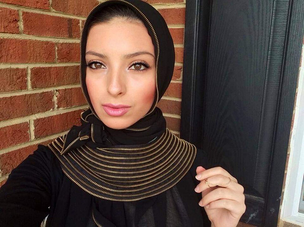 இந்தப் பெண்கள் உலக அளவில் இஸ்லாமிய உடைகளைப் பிரபலப் படுத்துகிறார்களா?