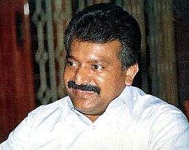 26.11.1954: தமிழீழ விடுதலைப் புலிகள் இயக்கத்தின் தலைவர் பிரபாகரனது பிறந்தநாள்