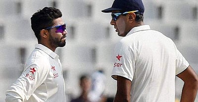 ஐசிசி தரவரிசை: நெ.1 அஸ்வின்; நெ.2 ஜடேஜா!