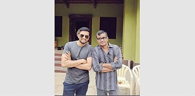 சந்தானம்- செல்வராகவன் இணையும் புதிய படம்: பூஜையுடன் தொடங்கியது!