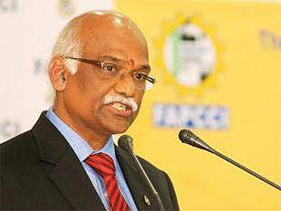 வங்கிகளில் செலுத்தப்பட்டுள்ள செல்லாத ரூபாய் நோட்டுகளின் மதிப்பு எவ்வளவு தெரியுமா?