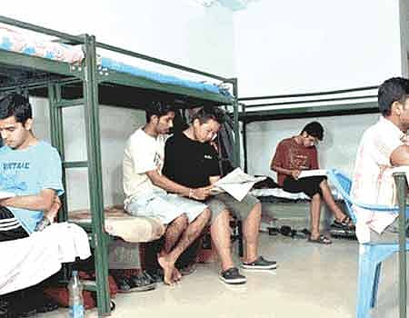 விடுதியில் தங்குபவர்களுக்கு...!