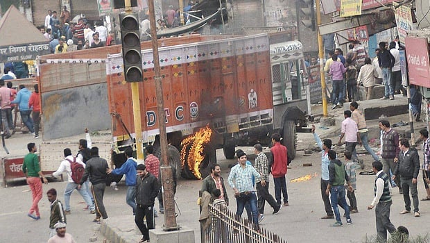 ஹரியாணாவில் ஜாட் போராட்டத்தில் வன்முறை: ராணுவம் குவிப்பு