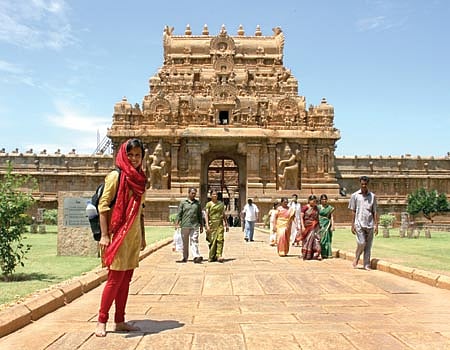 ஊர் சுற்றிக் காட்டும் சுற்றுலாத் தொழில்!