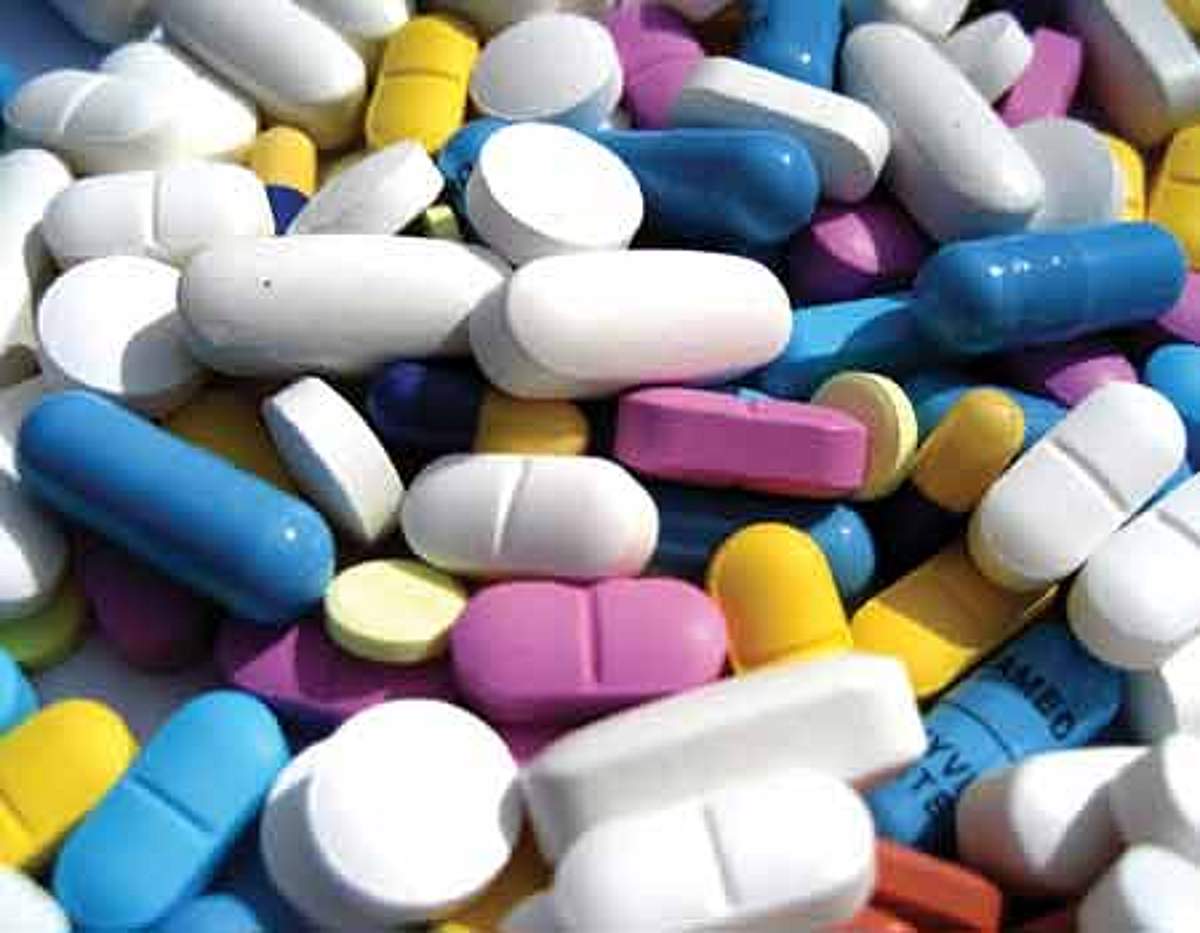 மருந்தியல் பட்டப் படிப்பு... வெளிநாடுகளில் வேலை வாய்ப்பு!