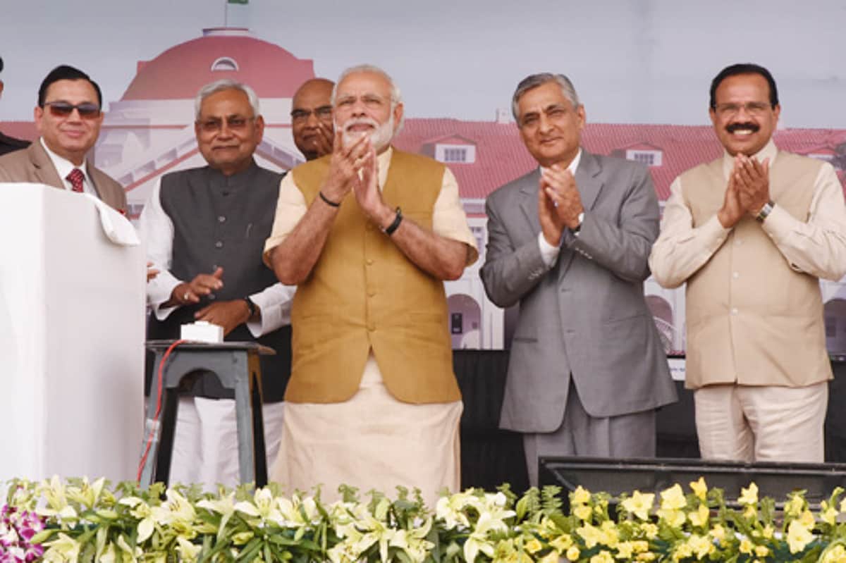 வழக்குகள் தேக்கம்: ஆண்டறிக்கை வெளியிட மோடி யோசனை