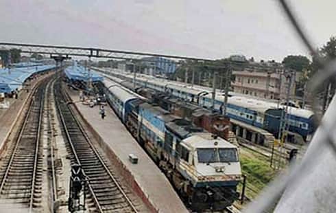 சத்தீஸ்கரில் ரயில் தடம் புரண்டதால் பரபரப்பு: பெரும் விபத்து தவிர்ப்பு 