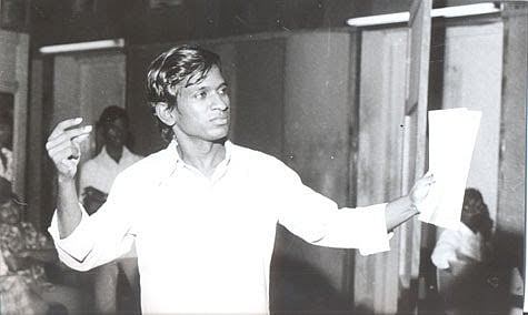  ராஜா ராஜாதான் -  ஏவி.எம்.சரவணன்