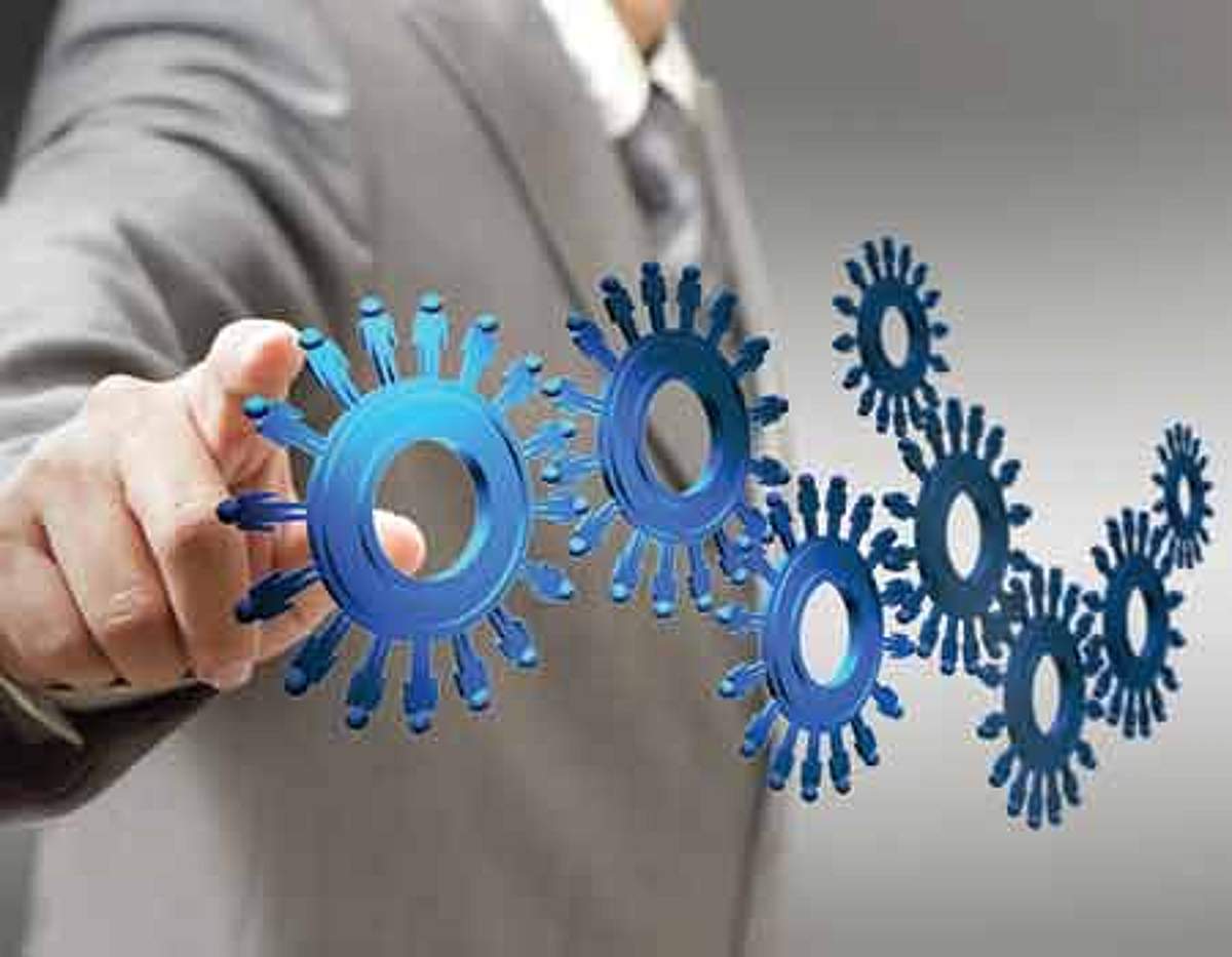 மாணவர்களை சிந்திக்க விடுங்கள்!