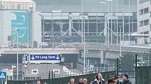 பெல்ஜியம்: தற்கொலைப் படைத் தாக்குதல், குண்டு வெடிப்பில் 34 பேர் பலி