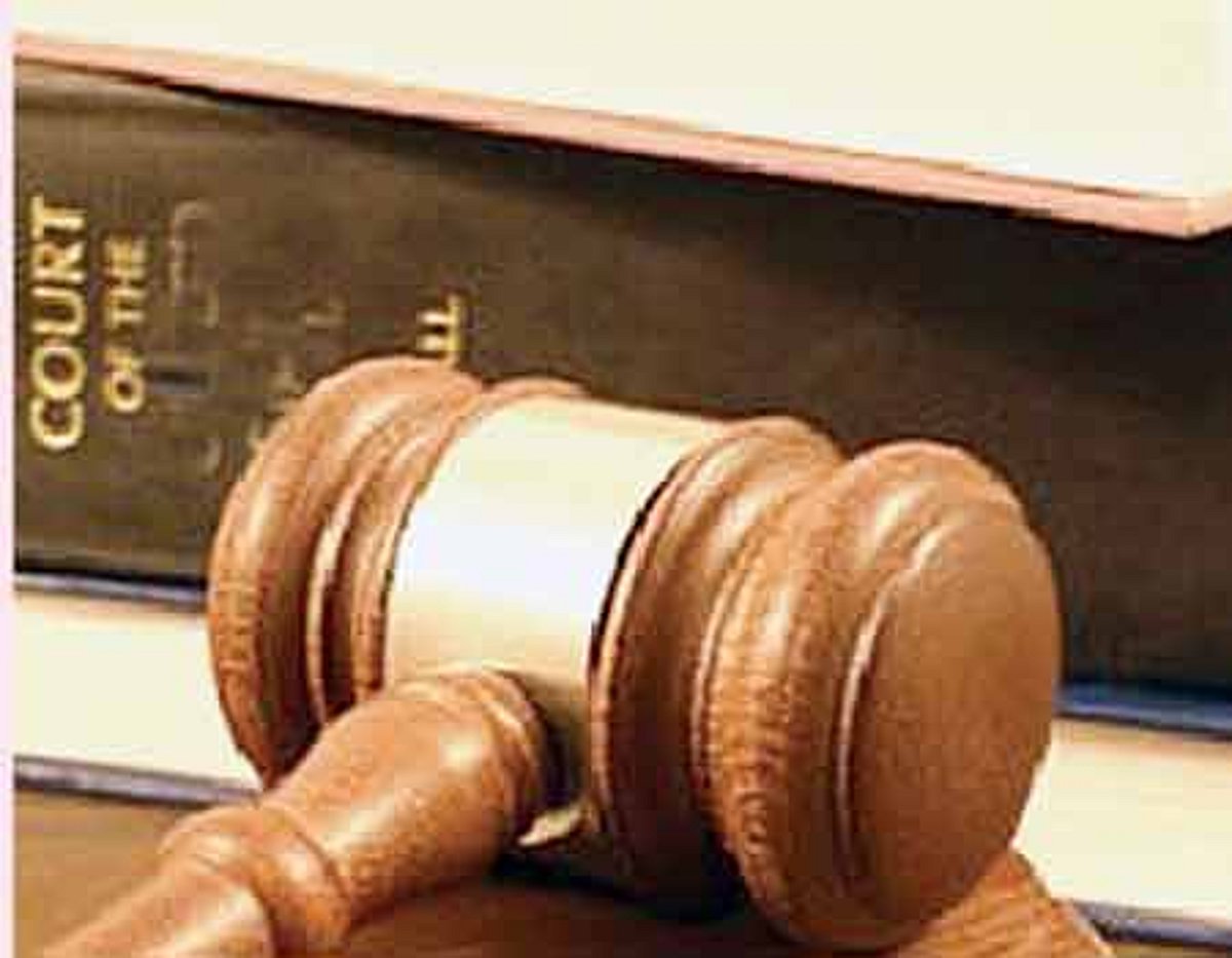 தண்டனை வழங்கும் உரிமை நீதிபதிகளுக்கு இல்லை