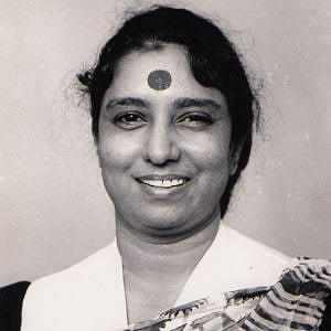 ‘ராமு, நான் ரெடி’  கணவரை பெயர் சொல்லி அழைக்கும் பாடகி ஜானகி 