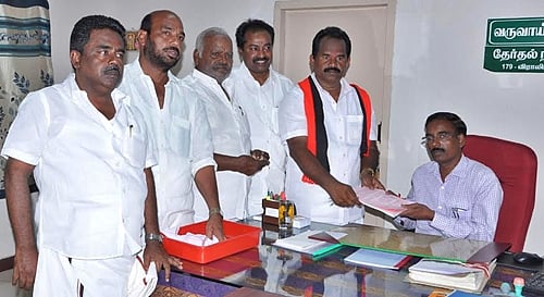 விராலிமலை சட்டப்பேரவைத் தொகுதியில் திமுக வேட்புமனு தாக்கல்