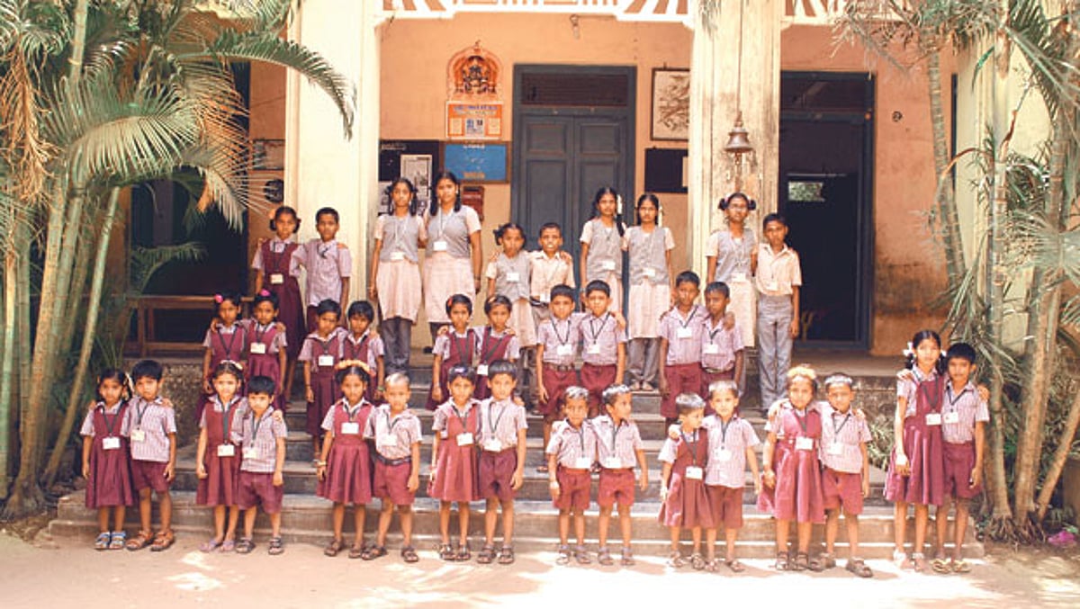 ஒரே பள்ளி 21 இரட்டையர்கள்!