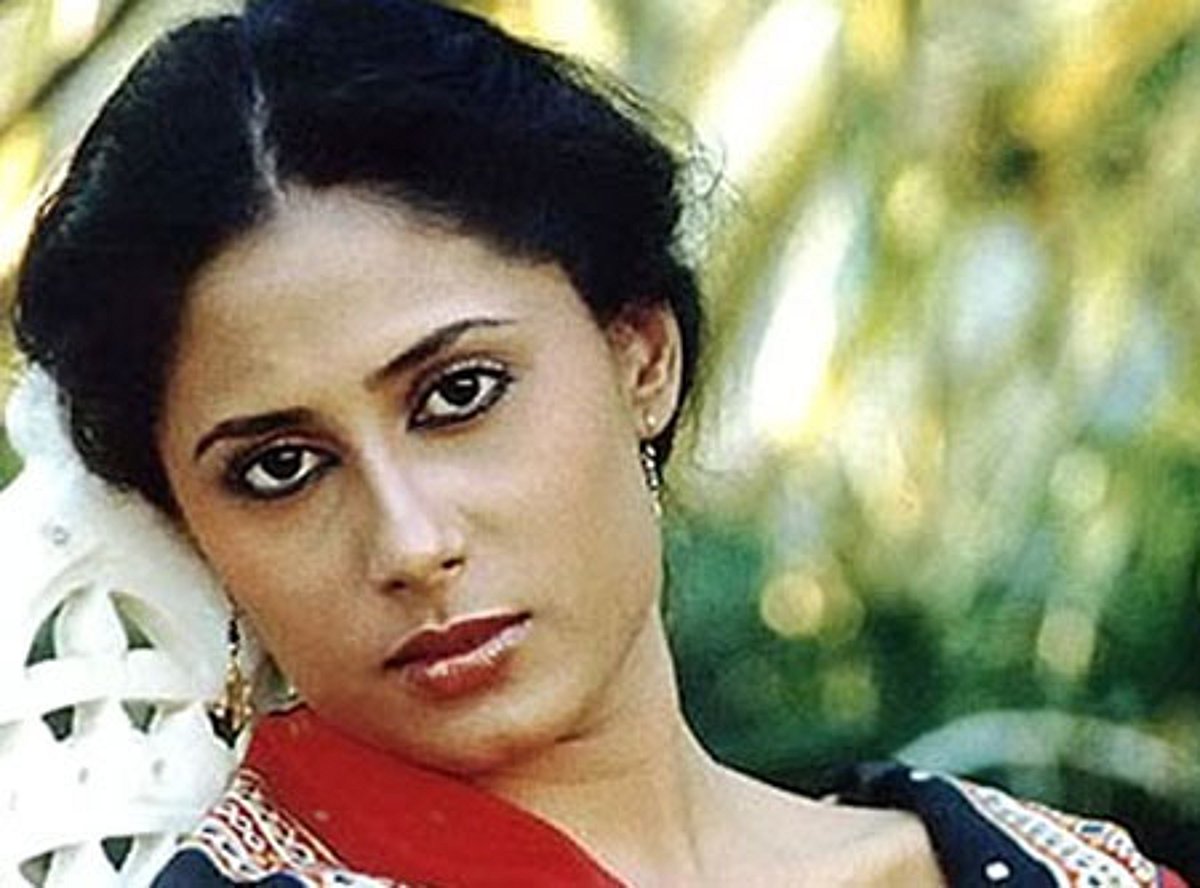 அப்படி நடிக்க மாட்டேன்….ஸ்மிதா படீல்