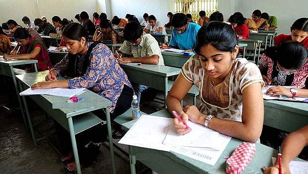 யுபிஎஸ்சி முதல்நிலைத் தேர்வு: தேர்வானோர் எண்ணிக்கை குறையக் காரணம் என்ன?