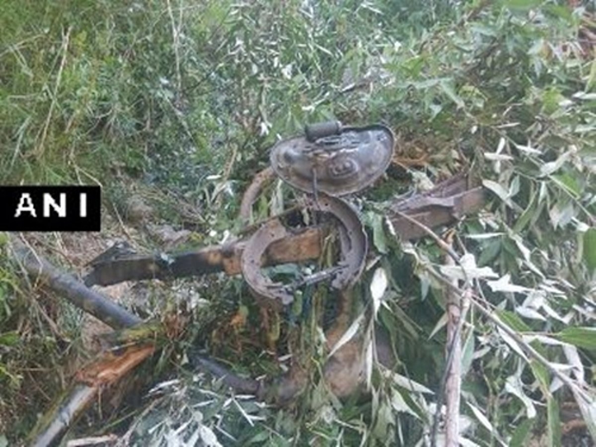 ஹிமாலப்பிரதேசத்தில் ஜீப் கவிழ்ந்து விபத்து: 13 பேர் பலி