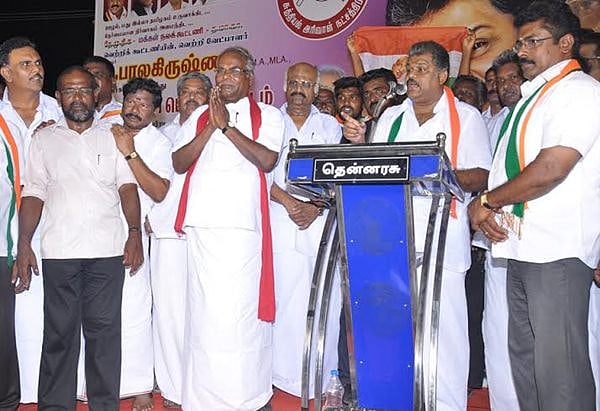 திமுகவும், அதிமுகவும் தோல்வி பயத்தில் உள்ளன: ஜி.கே.வாசன் காரசார பேச்சு