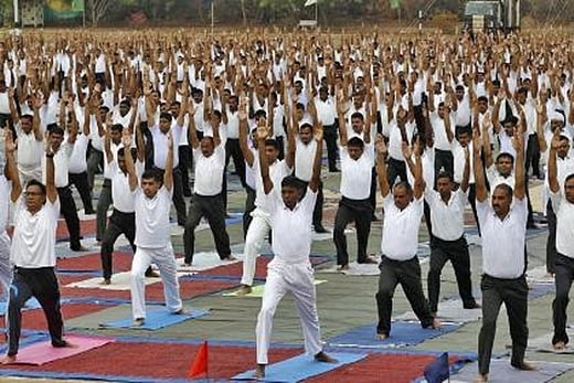 யோகாவை கவுரவிக்கும் வகையில் அடுத்தாண்டு முதல் தேசிய அளவில் 2 விருதுகள் வழங்கப்படும்: மோடி  