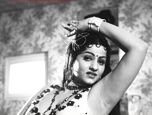 ஜெயமாலினி வெட்கப்படுகிறார்!