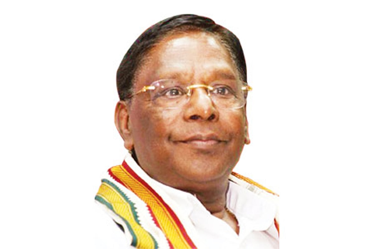 புதுச்சேரி வரலாற்றில் முதல் முறையாக காந்தி திடலில் பதவியேற்பு விழா