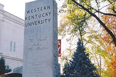 கணினி 'புரோகிராம்' எழுத தெரியாத 25 இந்திய மாணவர்கள் வெளியேற்றம்