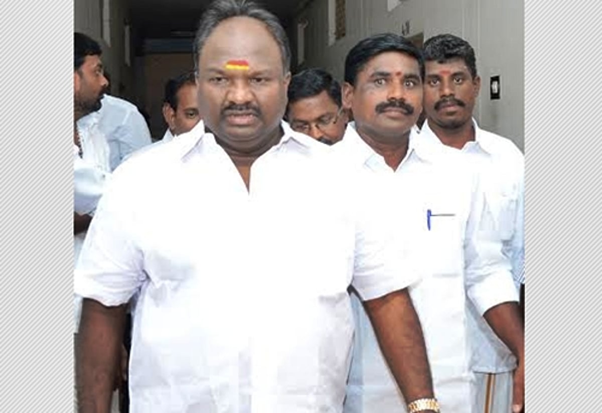 முதல்வரை அவதூறாகப் பேசிய வழக்கு: சந்திரகுமார் நீதிமன்றத்தில் ஆஜர்