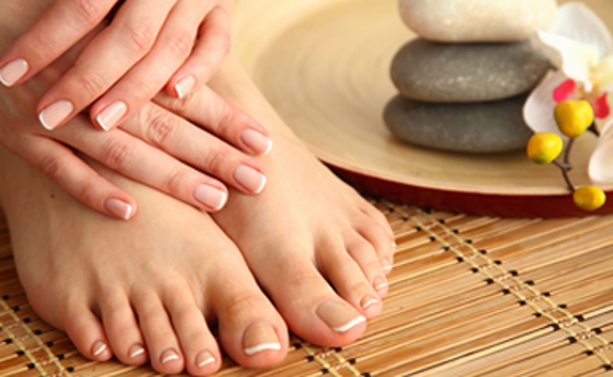 முகங்களைப் போலவே பாதங்களையும் கவனிக்க வேண்டும்.. பித்த வெடிப்புக்கு இதோ தீர்வு!