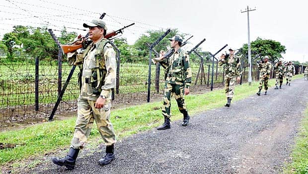 ராணுவ ரகசியங்களை கடத்திய பாகிஸ்தான் உளவாளி கைது