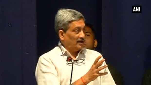 மீன் பாதுகாப்பானதா என்று உங்கள் வயிற்றுக்குள் நுழைந்தா சோதிக்க முடியும்?: எரிந்து விழுந்த கோவா முதல்வர்