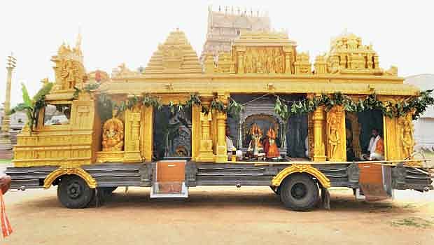 ஆன்மிகத்தின் பெருமையை பறைசாற்றும் கண்காட்சி!