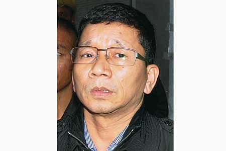 தற்கொலை செய்து கொண்ட கலிக்கோ புல் எழுதிய 4 கையேடுகள் சிக்கின