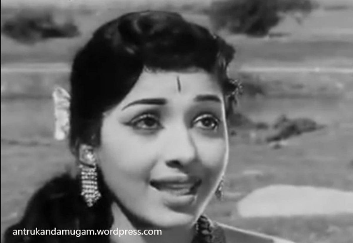 சாதாரணமா இருக்கறத கொஞ்சம் எக்ஸாஜுரேட் பண்ணிக் காட்டுறதுதான் நடிப்பு !