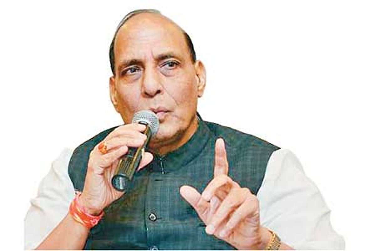 காஷ்மீரில் அமைதி திரும்பும்: ராஜ்நாத் சிங் நம்பிக்கை