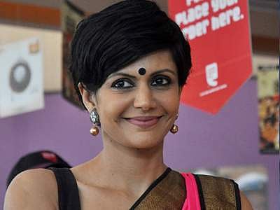 12 ஆண்டுகளுக்கு பிறகு மீண்டும் தமிழில் நடிக்கிறார் மந்த்ரா பேடி!