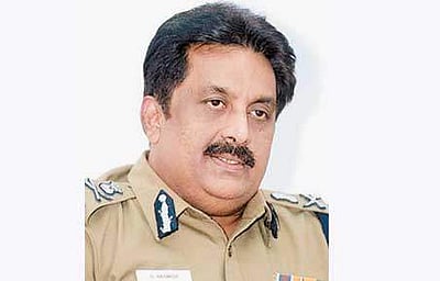 வந்தார்..  சென்றார்.. ஆறுமுகசாமி விசாரணை ஆணையத்தில்ஆஜரான ஜாா்ஜ் 