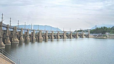 மேட்டூா் அணை நீா்மட்டம் 
77  அடியாக உயா்வு