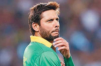 அமிருதசரஸ் ரயில் விபத்துக்கு இரங்கல் தெரிவித்த அஃப்ரிடி: கெளதம் கம்பீர் பாராட்டு!