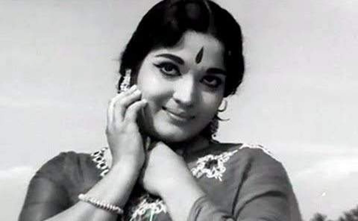 தேவிகா: 3. நடிப்பு தண்ணீர் பட்ட பாடு..!