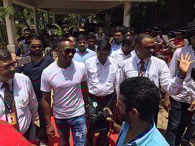 டிஎன்பிஎல் போட்டியை ஊக்குவிக்க சென்னை வந்த கெய்ல், பிராவோ!