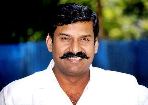 குழந்தைக்காக அரசியல், திரைப்படத் துறையில் இருந்து விலகினேன்: நடிகர் நெப்போலியன் பேட்டி