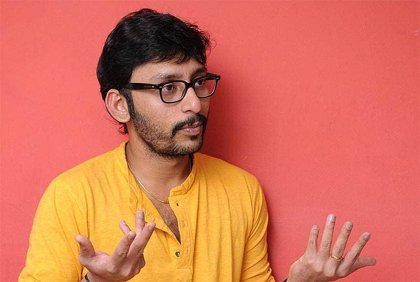 ஜல்லிக்கட்டு: கிரண்பேடிக்குப் பதிலளித்த ஆர்.ஜே. பாலாஜி! இணையத்தில் பலத்த வரவேற்பு! (வீடியோ)